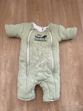 Baby Merlin's Magic Sleepsuit Green Unisex Small 3-6 Months 12-18 LBS